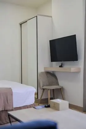 Standard Tek Büyük Yataklı Oda