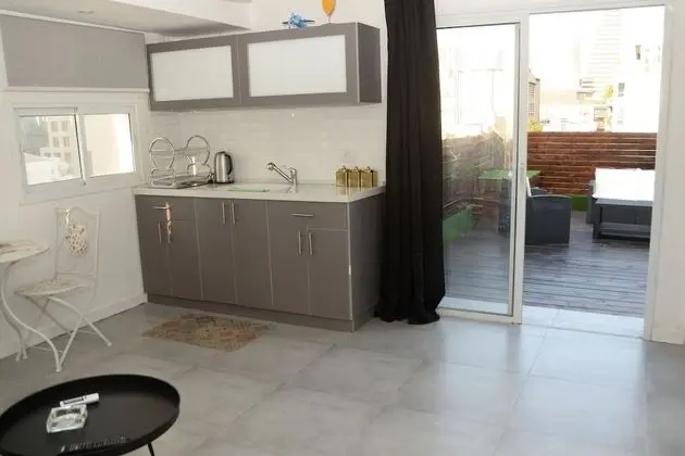 Apart Daire, Balkon, Şehir Manzaralı
