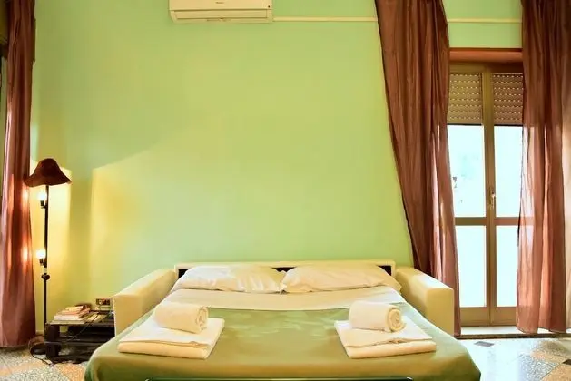 Dört Kişilik Oda, Teras, Şehir Manzaralı