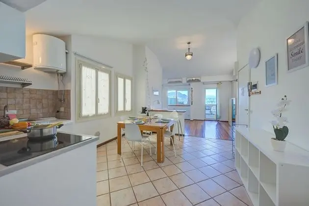 Standard Çatı Katı Süiti (Penthouse), Birden Çok Yatak, Plaj Kenarı (Rooftop On Stresa Lake View)