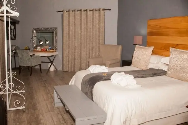 Superior Luxury Room 3