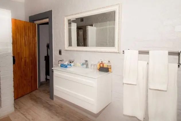 Superior Luxury Room 3