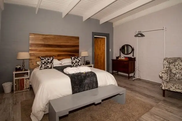 Superior Luxury Room 3