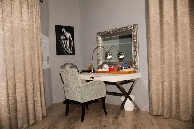 Superior Luxury Room 3