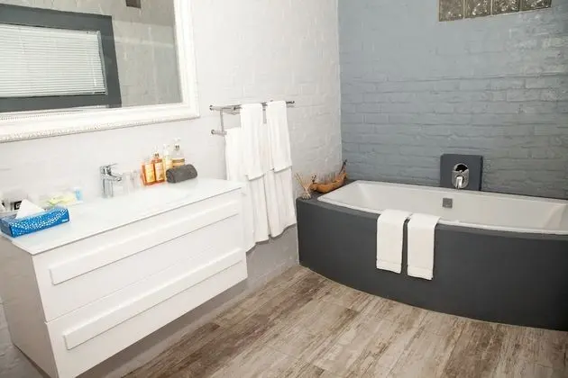 Superior Luxury Room 3