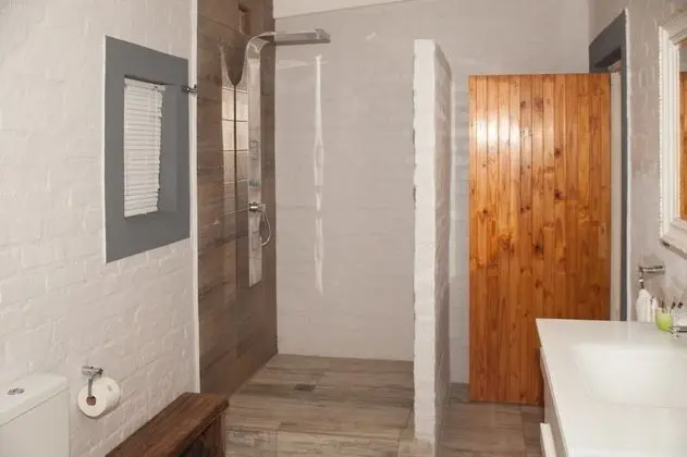 Superior Luxury Room 3