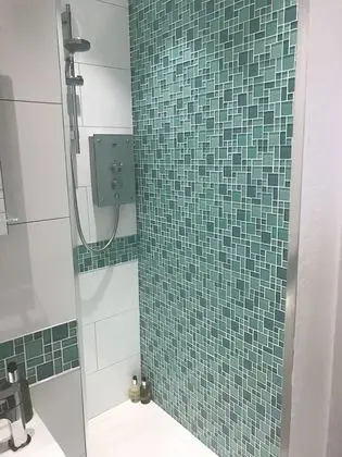 Tek Büyük Yataklı Oda, Banyolu/Duşlu