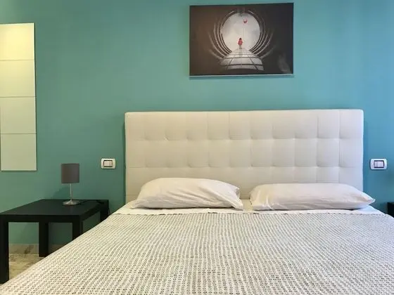 Standard Tek Büyük Yataklı Oda