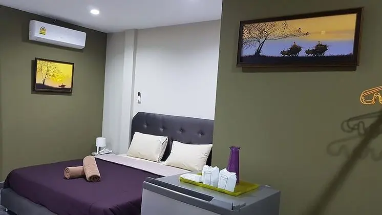 Standard Tek Büyük Yataklı Oda