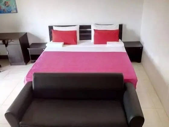 Tek Büyük Yataklı Oda