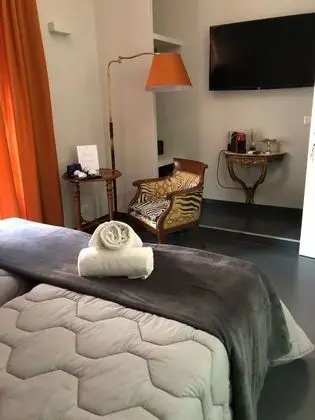 İki Ayrı Yataklı Oda, 2 Tek Kişilik Yatak