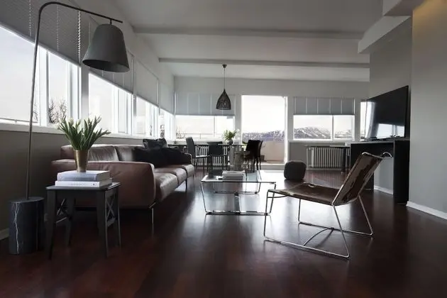 King Suite with Balcony and Mountain View