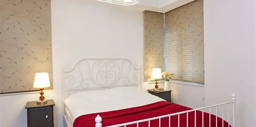 3+1 Standard Modern Apart