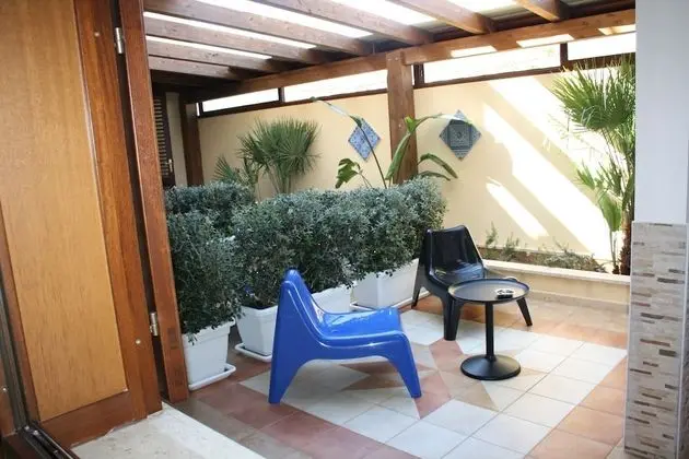 Tek Büyük Yataklı Oda, Veranda