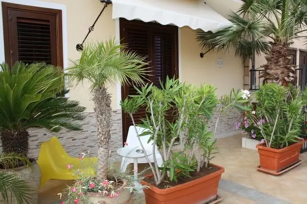 Tek Büyük Yataklı Oda, Veranda