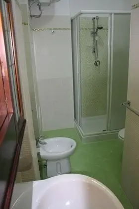 Tek Büyük Yataklı Oda, Veranda