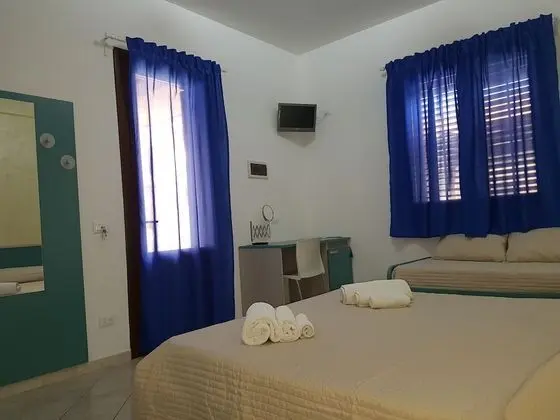 Üç Kişilik Oda, Veranda