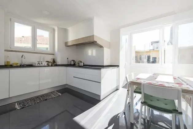 İki Ayrı Yataklı Oda, Ortak Banyo, Şehir Manzaralı