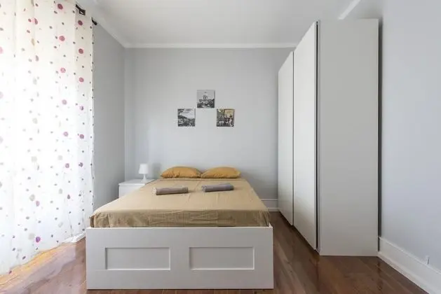 Tek Büyük Yataklı Oda, Ortak Banyo, Şehir Manzaralı (1)