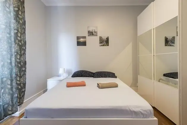 Tek Büyük Yataklı Oda, Ortak Banyo, Şehir Manzaralı (2)
