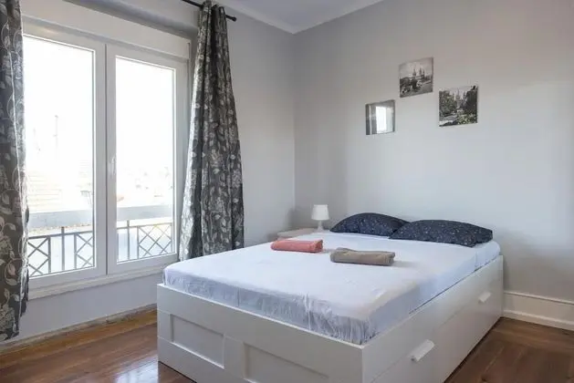 Tek Büyük Yataklı Oda, Ortak Banyo, Şehir Manzaralı (2)