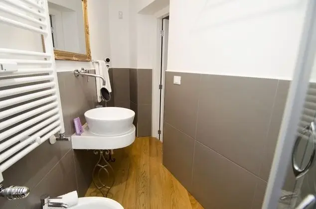 Superior Tek Büyük Yataklı Oda