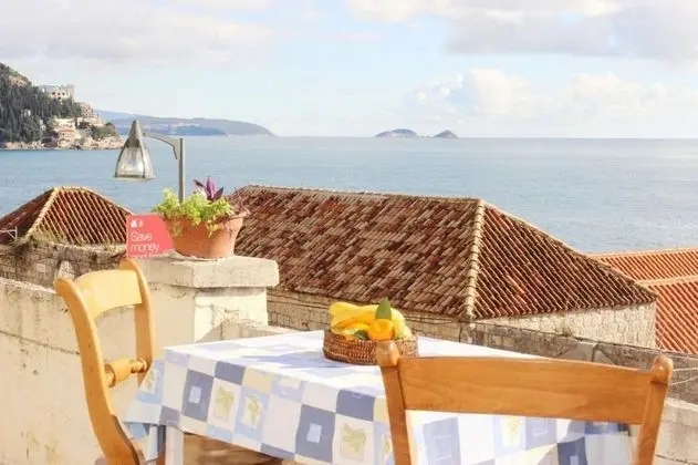 Tek Büyük Yataklı Oda (Double Room)
