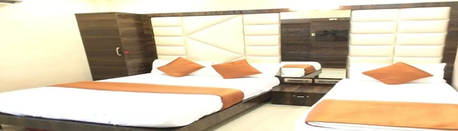 Deluxe Üç Kişilik Oda