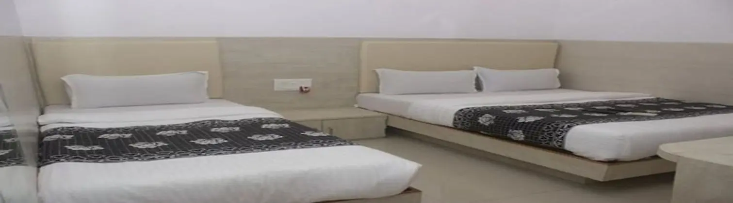 Deluxe Üç Kişilik Oda