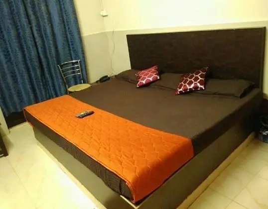 Deluxe Tek Büyük Yataklı Oda, Sigara İçilmez, Özel Banyo (Air-conditioned)