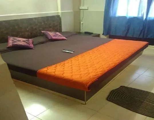 Deluxe Tek Büyük Yataklı Oda, Sigara İçilmez, Özel Banyo (Air-conditioned)