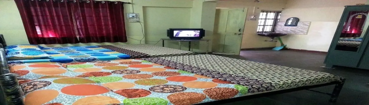 Family Tek Büyük Yataklı Oda