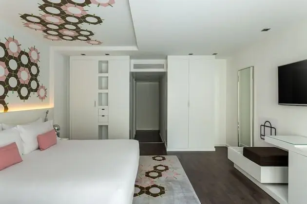 Executive Oda, Veranda