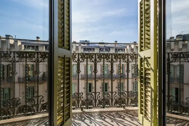 Standard Oda, Balkon