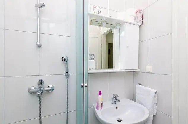 Tek Büyük Yataklı Oda (Double Room with patio and sea view)