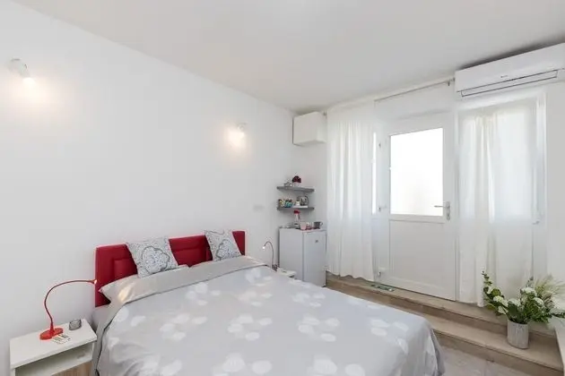 Tek Büyük Yataklı Oda (Double Room with Terrace)