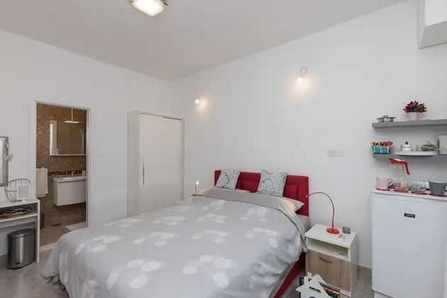 Tek Büyük Yataklı Oda (Double Room with Terrace)