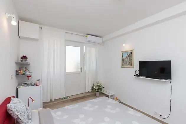 Tek Büyük Yataklı Oda (Double Room with Terrace)