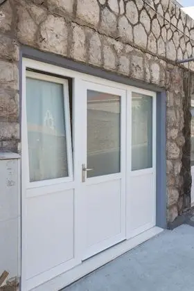 Tek Büyük Yataklı Oda (Double Room with Terrace)