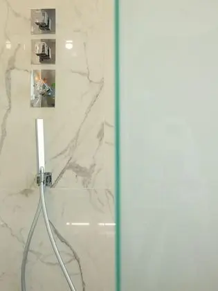 Tek Büyük Yataklı Oda, Özel Banyo