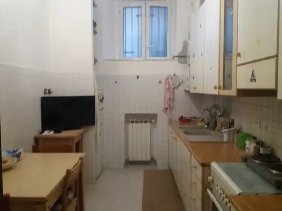 Tek Büyük Yataklı Oda, Ortak Banyo