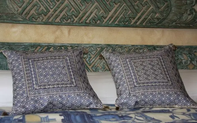 Üç Kişilik Oda