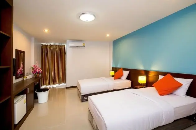 Standard Twin Room
