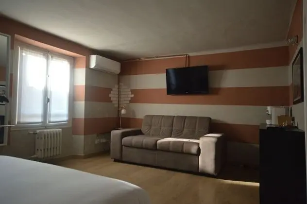 Dört Kişilik Oda, Özel Banyo (Room 8)