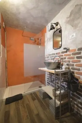 Dört Kişilik Oda, Özel Banyo (Room 8)