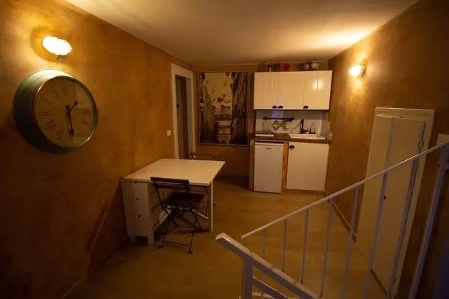 Dört Kişilik Oda, Özel Banyo (Room 8)