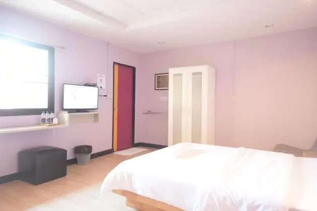 Üç Kişilik Oda (with Private Bathroom)