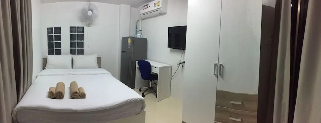 Tek Büyük Yataklı Oda, Ortak Banyo