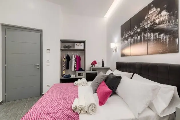 Economy Tek Büyük Yataklı Oda