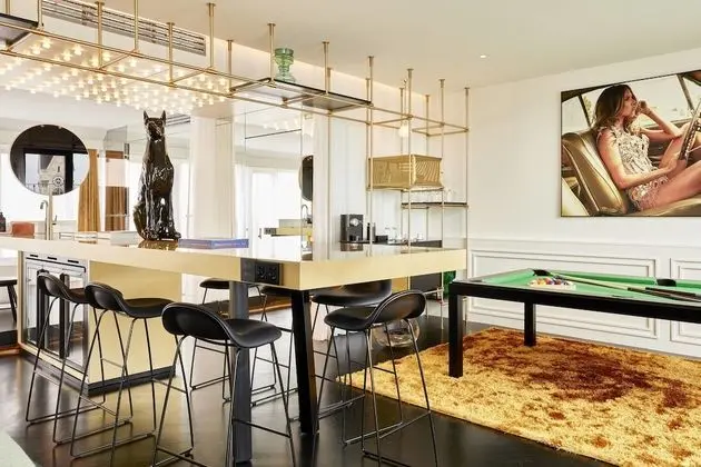 Süit, 1 Çift Kişilik Yatak, Balkon (Roomers Suite)